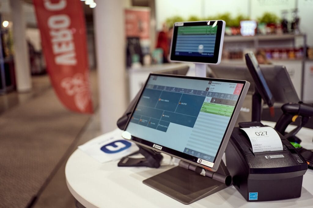 Naujų kasos kompiuterių siunta - Poindus VariPOS256 5 Kasa Npoint 024 DG200114